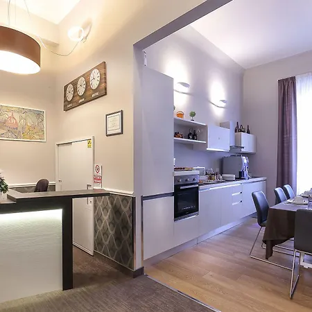 안티코 센트로 스위트 게스트하우스