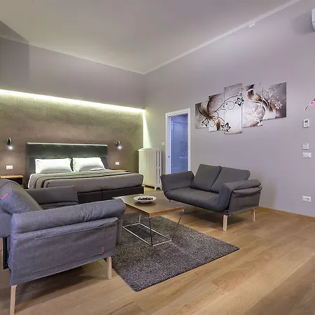 게스트하우스 안티코 센트로 스위트 4*