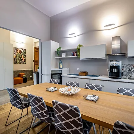 안티코 센트로 스위트 게스트하우스