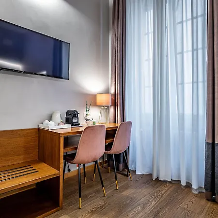 안티코 센트로 스위트 4*