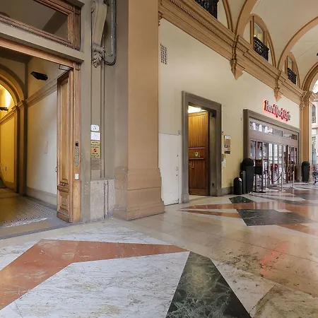 Πανσιόν Antico Centro 4*